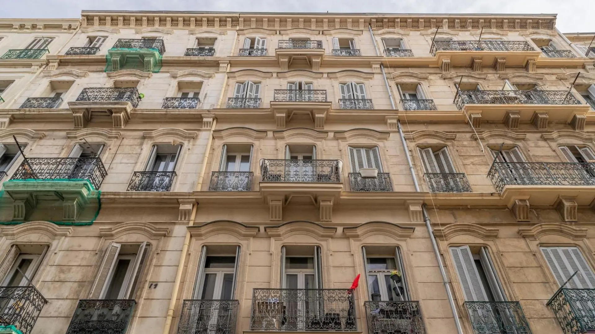 Appartement Lumiere Du Panier - Welkeys Marseille France
